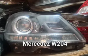 Mercedez Benz W204 Headlight