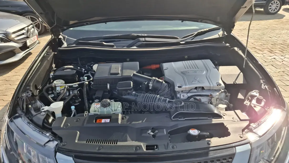 Mitsubishi Outlander PHEV 2019 Black