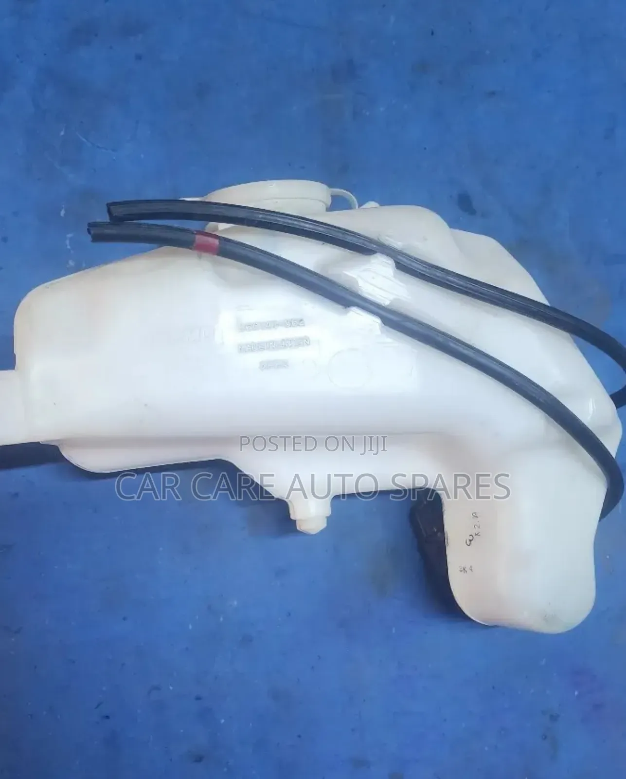Washer Bottle Toyota Rush
