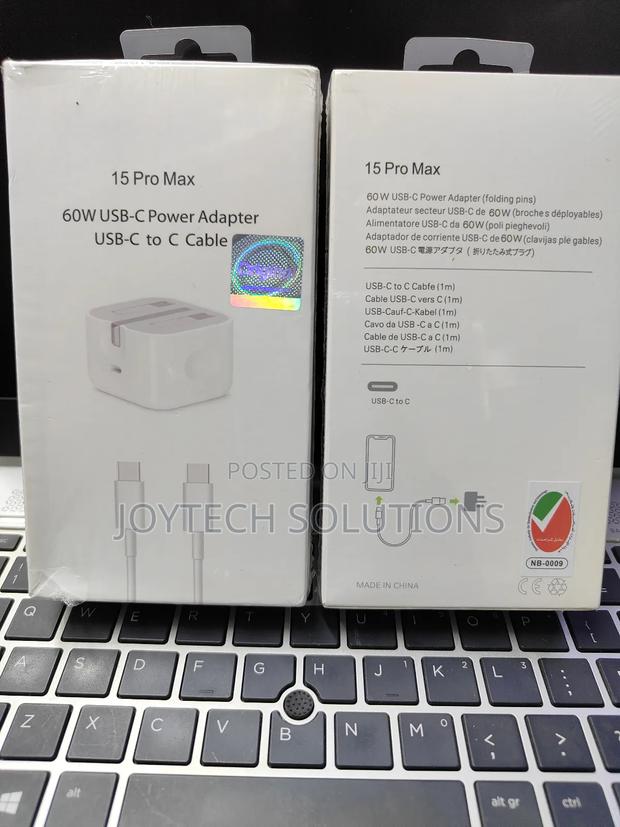 15 Pro Max 65 Watts Usb-C Power Adapter - thumbnail 2