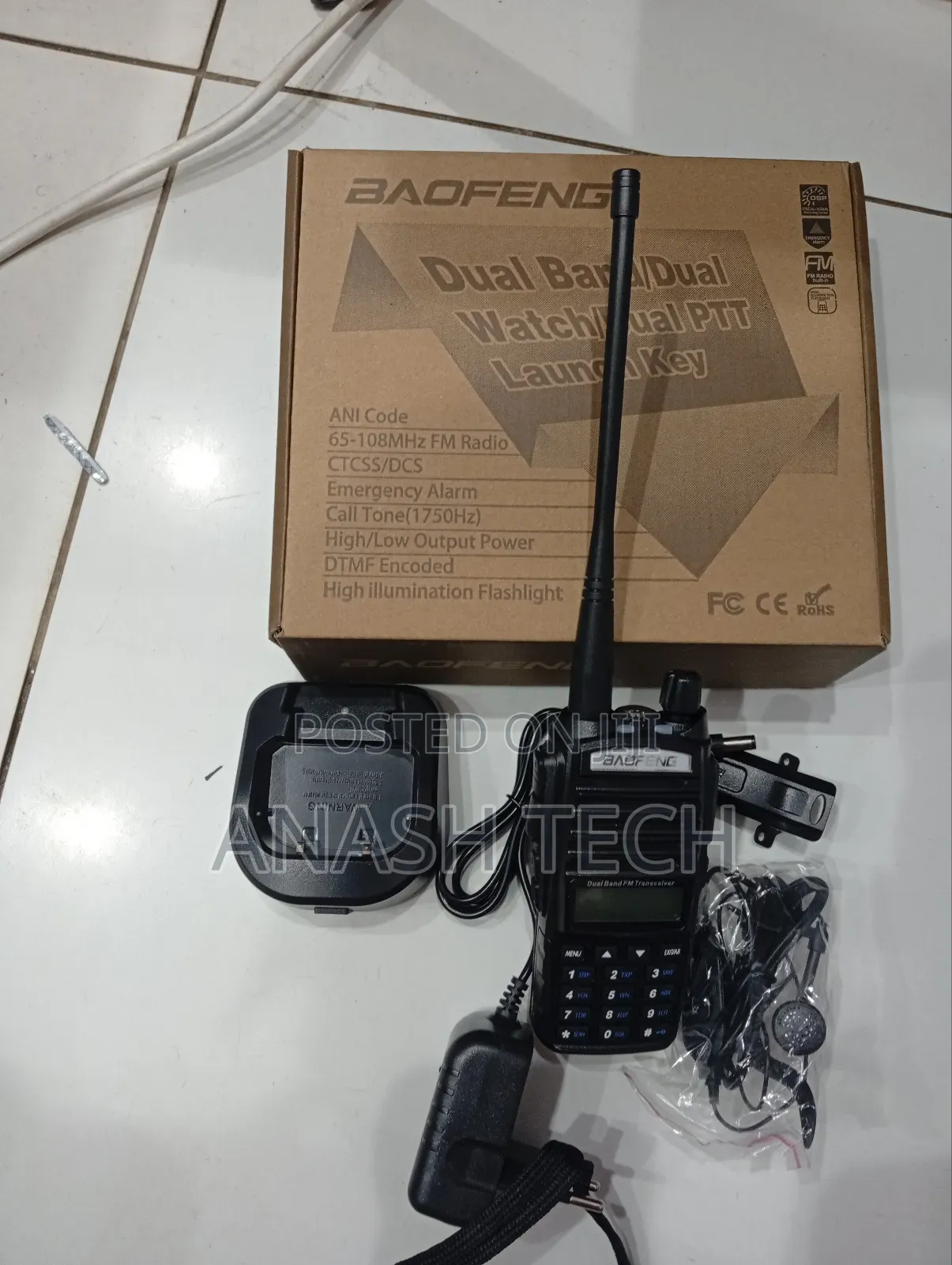 Radio Uv-82 8w Walkie Talkie
