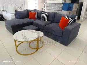 Fashionable 6 Seater L Seat With Free Throw Pillows