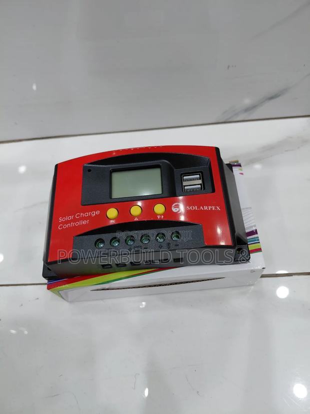 Solarpex Charge Controller 10a - main view