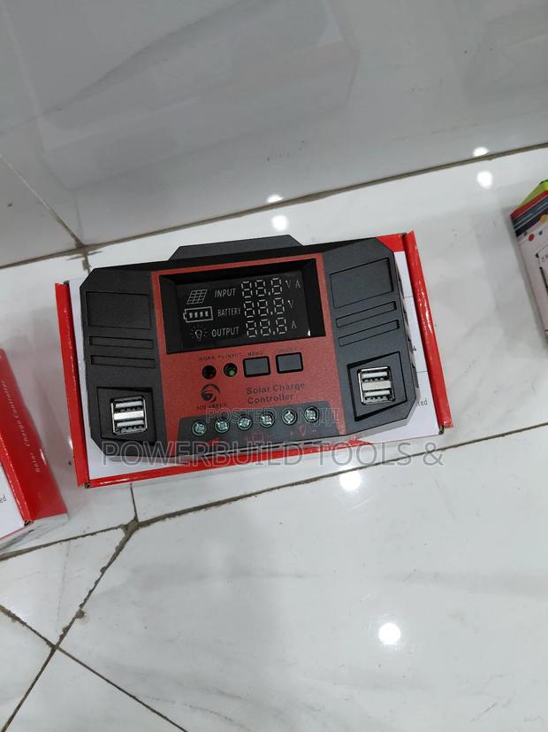 Solar Charge Controller 20a With Lcd Display