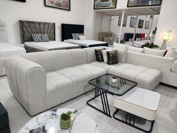 6 Seater White Sectional Bubble L Seat - main view