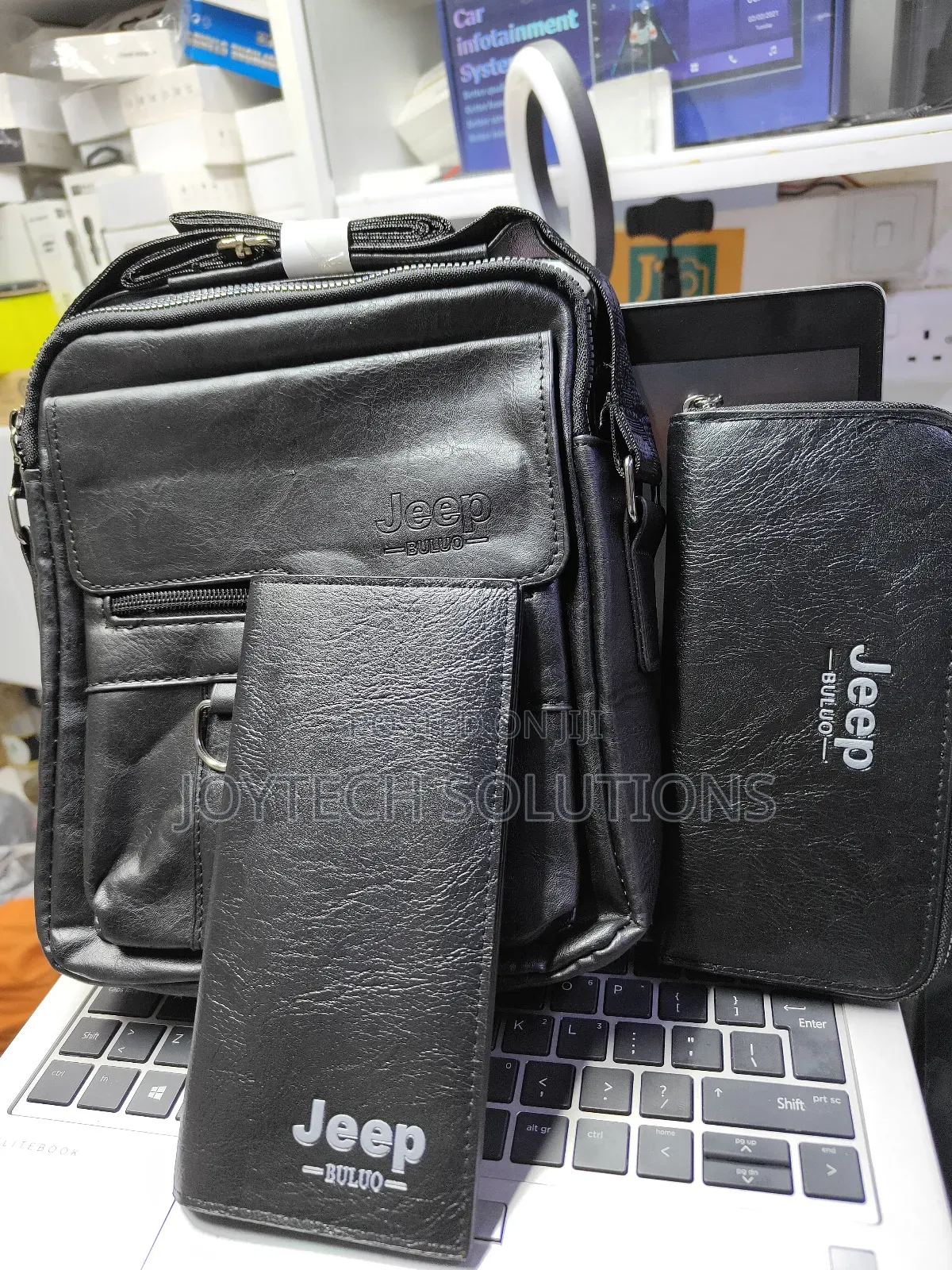 Jeep Bag 3 in 1 Unisex Leather Bag ( Black )