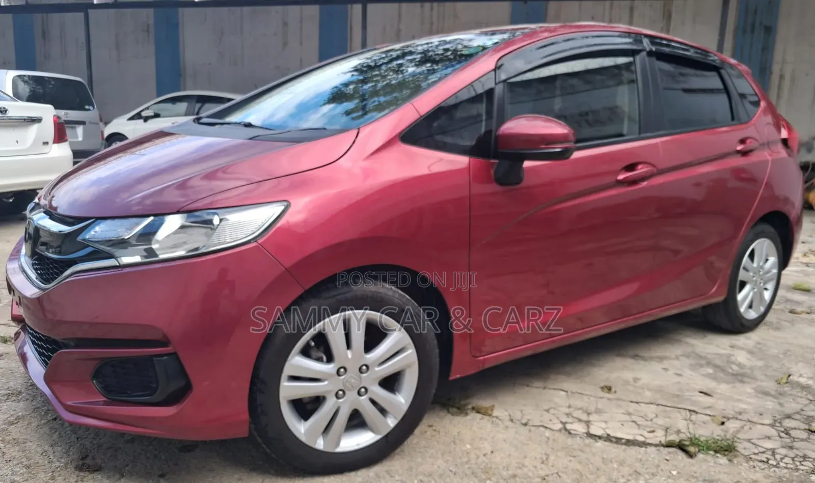 Honda Fit 2018 Maroon