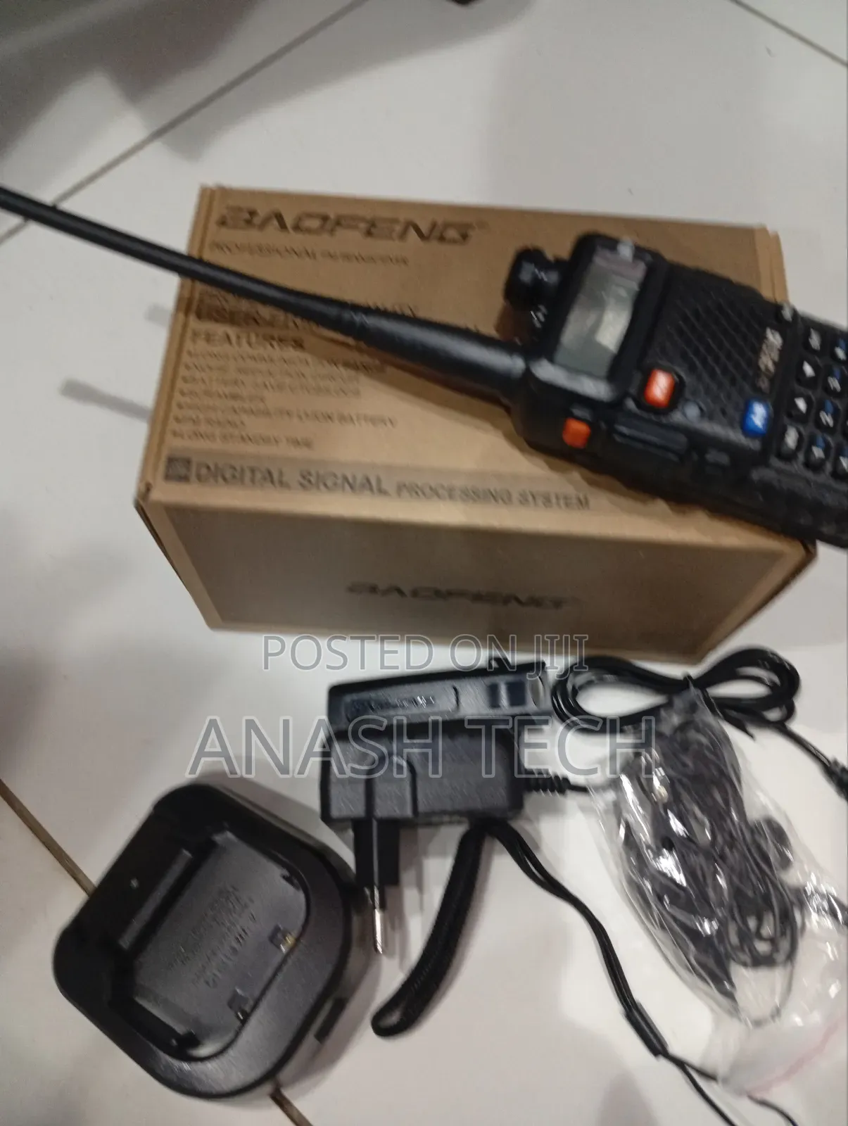 New Digital Baofeng Uv-5r Two-Way Radio Walkie Talkie