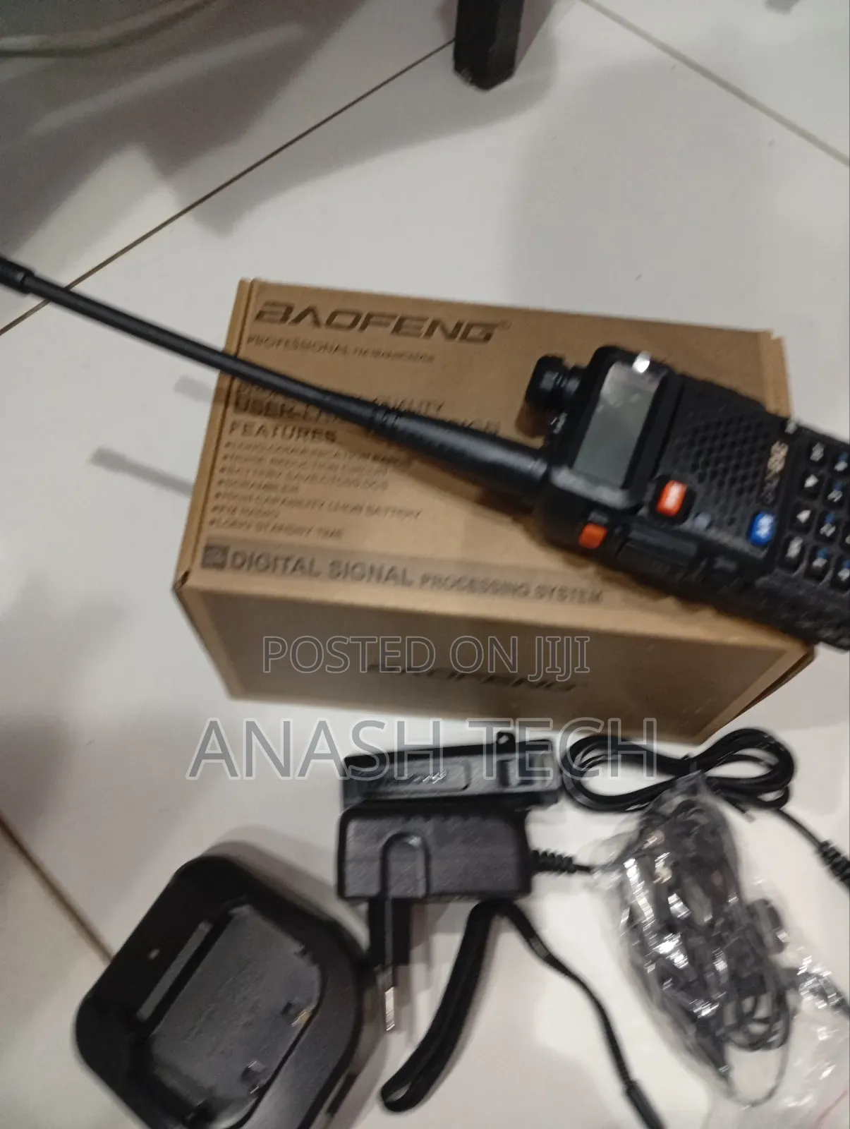 New Digital Baofeng Uv-5r Two-Way Radio Walkie Talkie