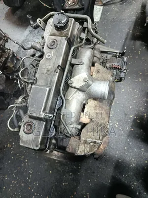 4m40 Non Turbo Engine