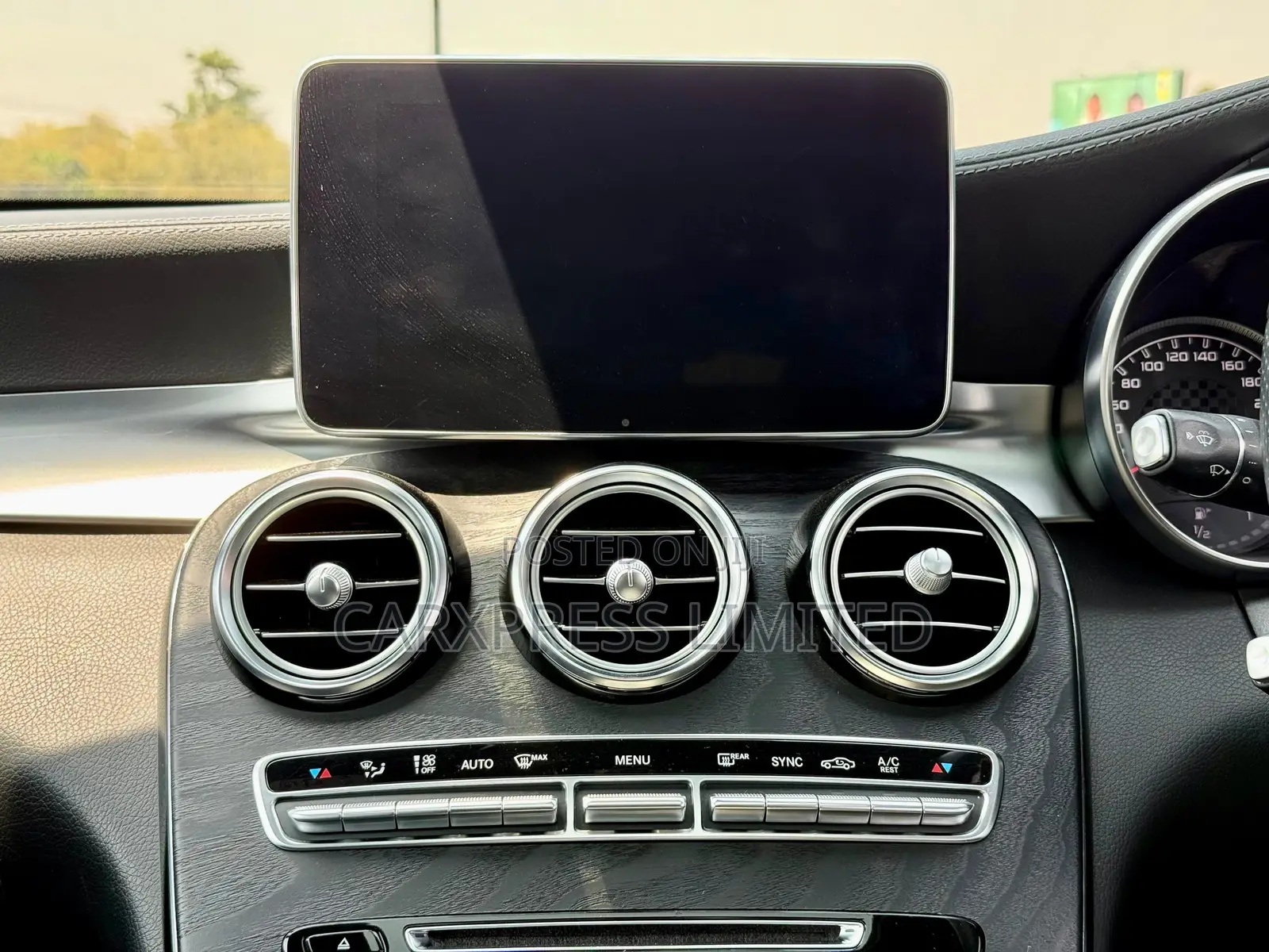 Mercedes-Benz GLC-Class 2017 Red