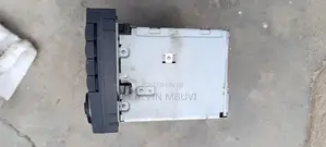 2005 Mercedes Benz W211 Original Audio Radio Operating Unit.