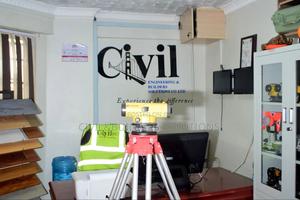 Tripond Stand,Level Staff And Topcon Auto Level - thumbnail 2
