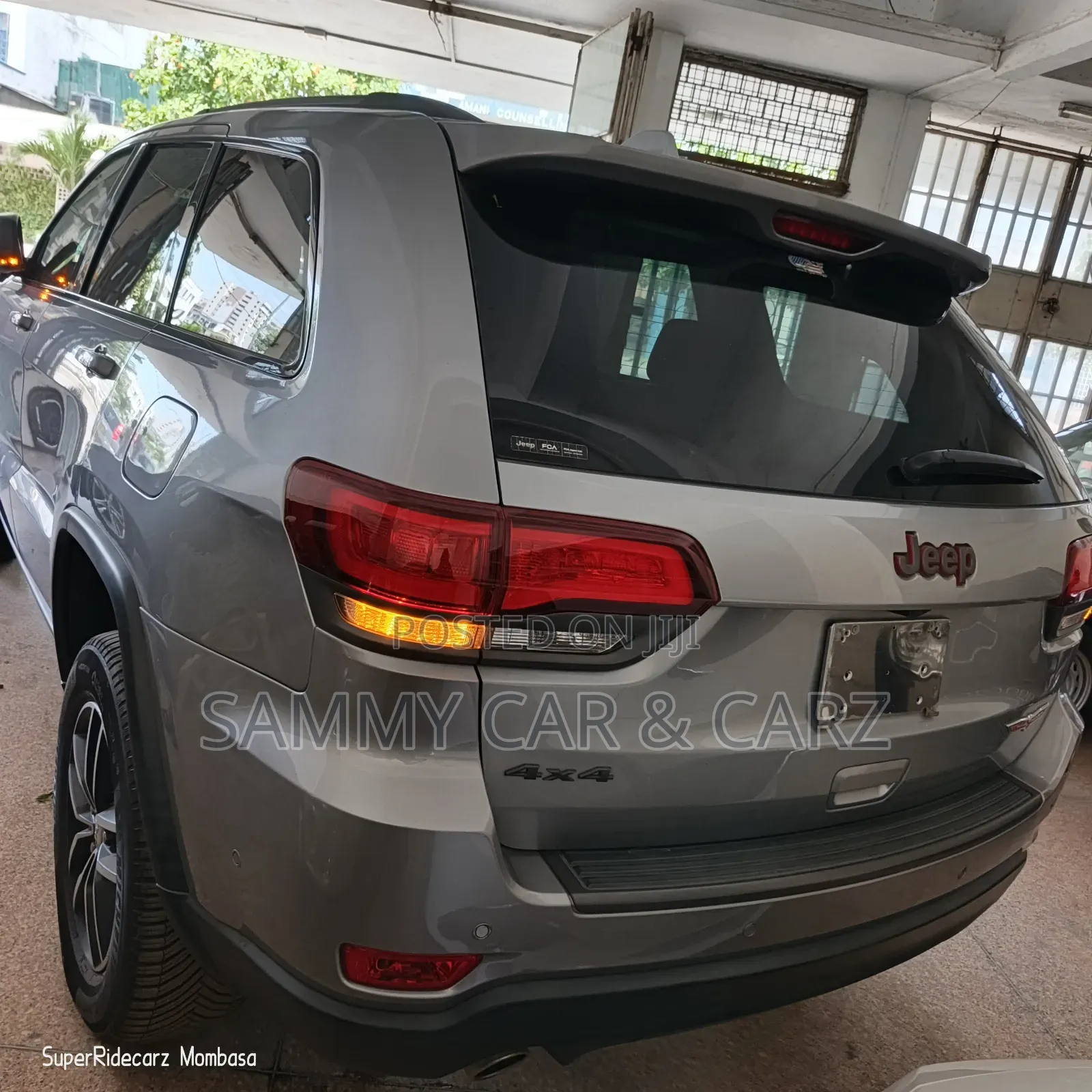 Jeep Grand Cherokee 2017 Gray
