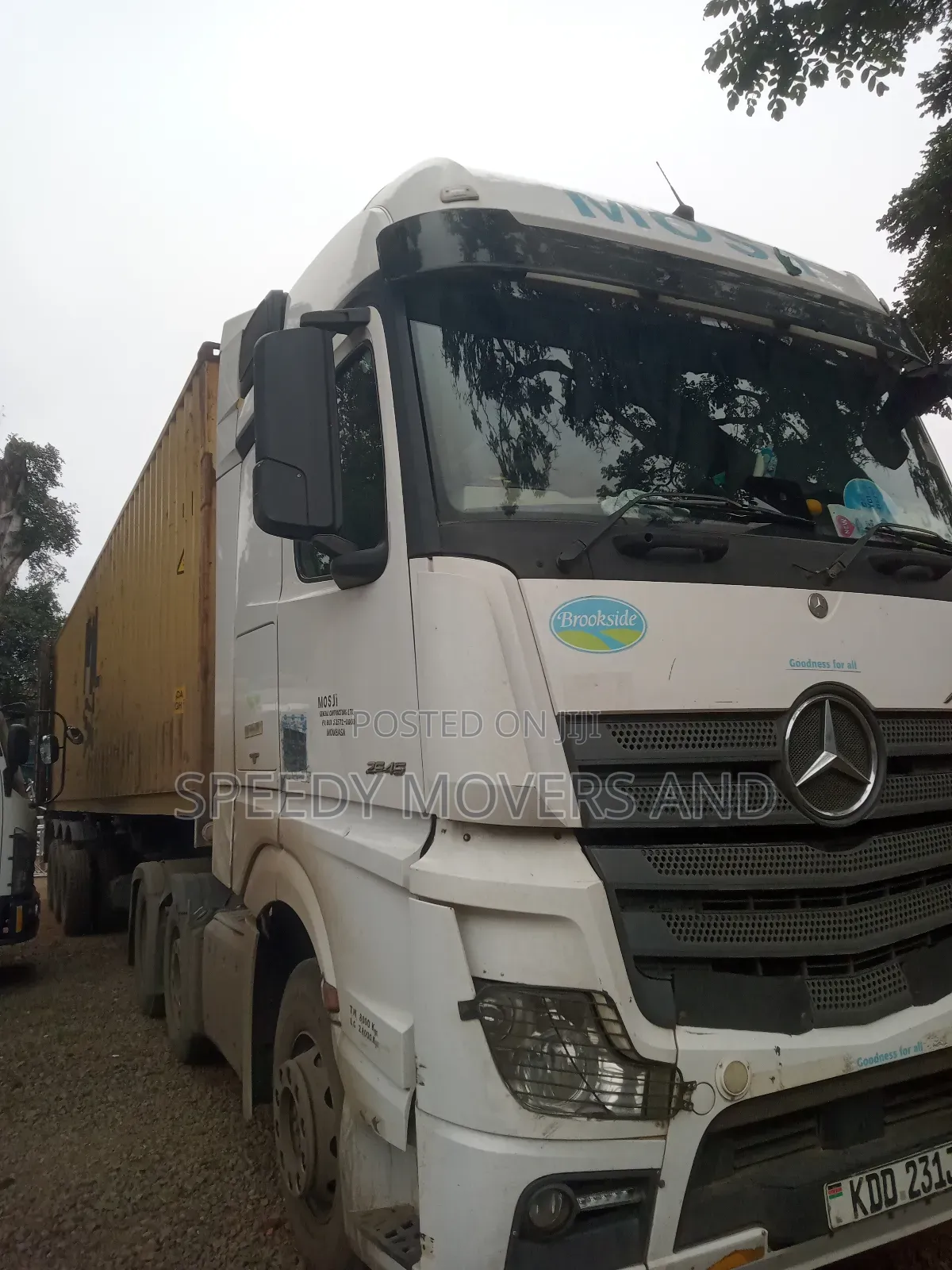 Boxbody Trailers for Goods Delivery at Hand