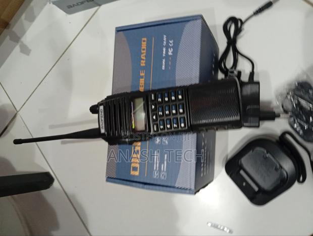 Baofeng Uv-82 Two Way 10 Km Radio Walkie Talkie - 1 Piece