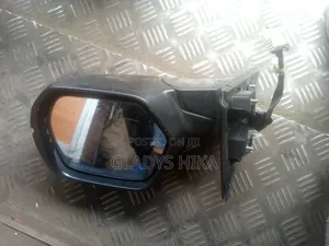 Honda Vezel Side Mirror 2013