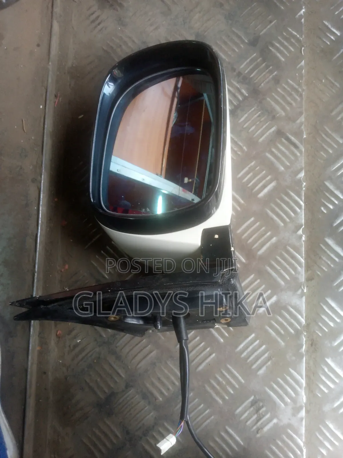 Harrier 2008 Side Mirror