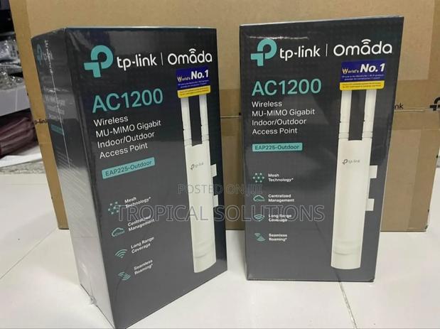 Tp-Link Ac1200 Eap 225 Wireless Gigabit Access Point - main view