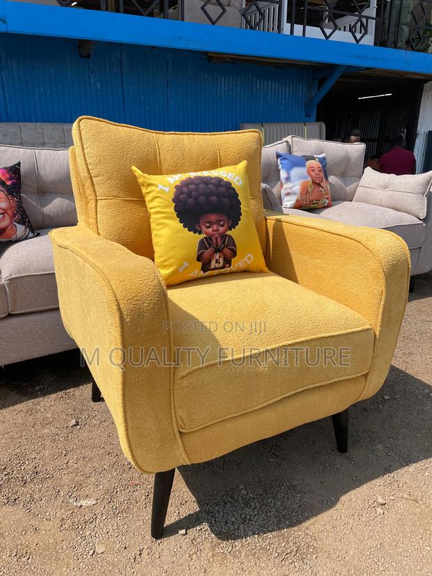 Armchair That Meets Luxurious Comfort
