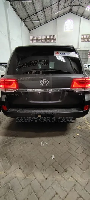 Toyota Land Cruiser 2019 Gray