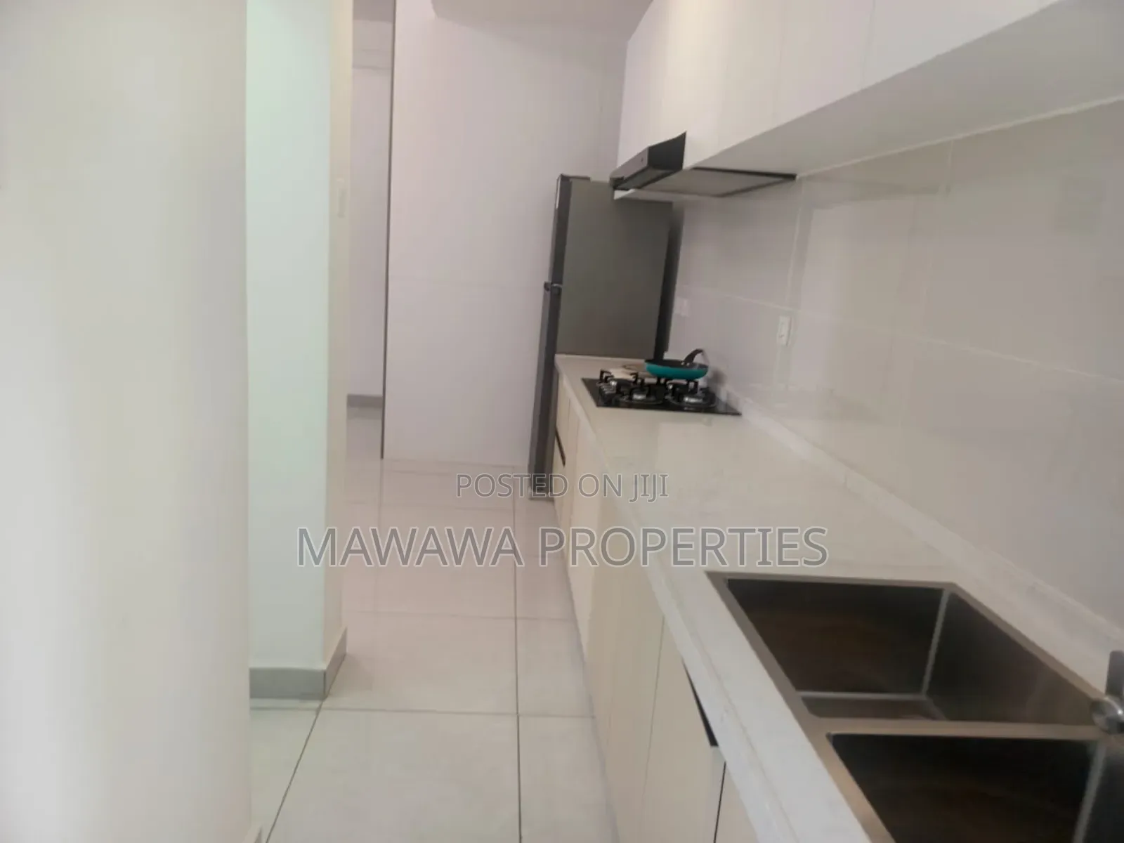 3bdrm Apartment in Gateway Mall, Syokimau for sale