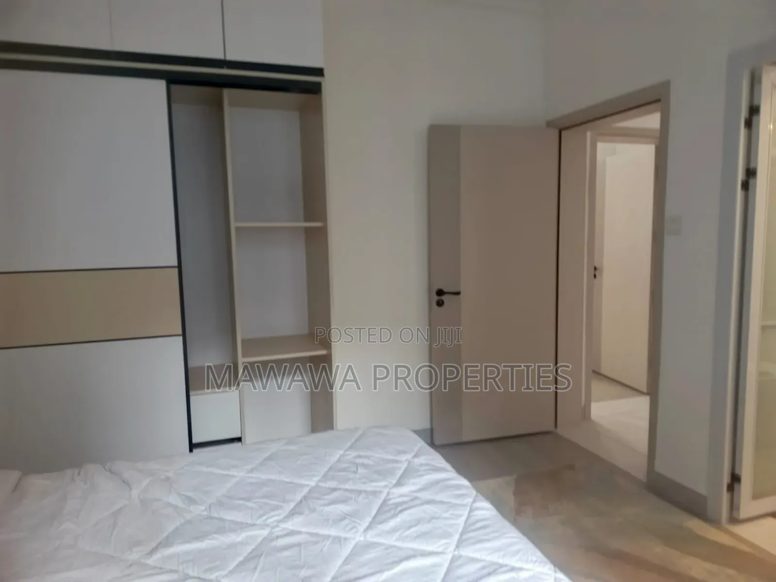 3bdrm Apartment in Gateway Mall, Syokimau for sale