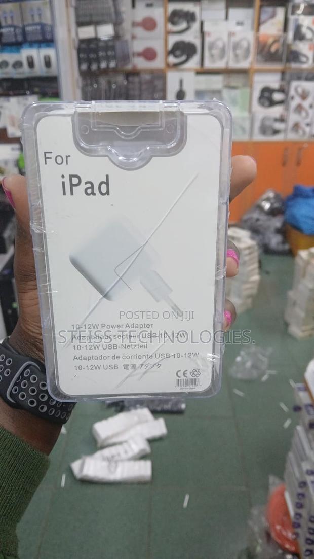 Apple iPad Chargers - thumbnail 3