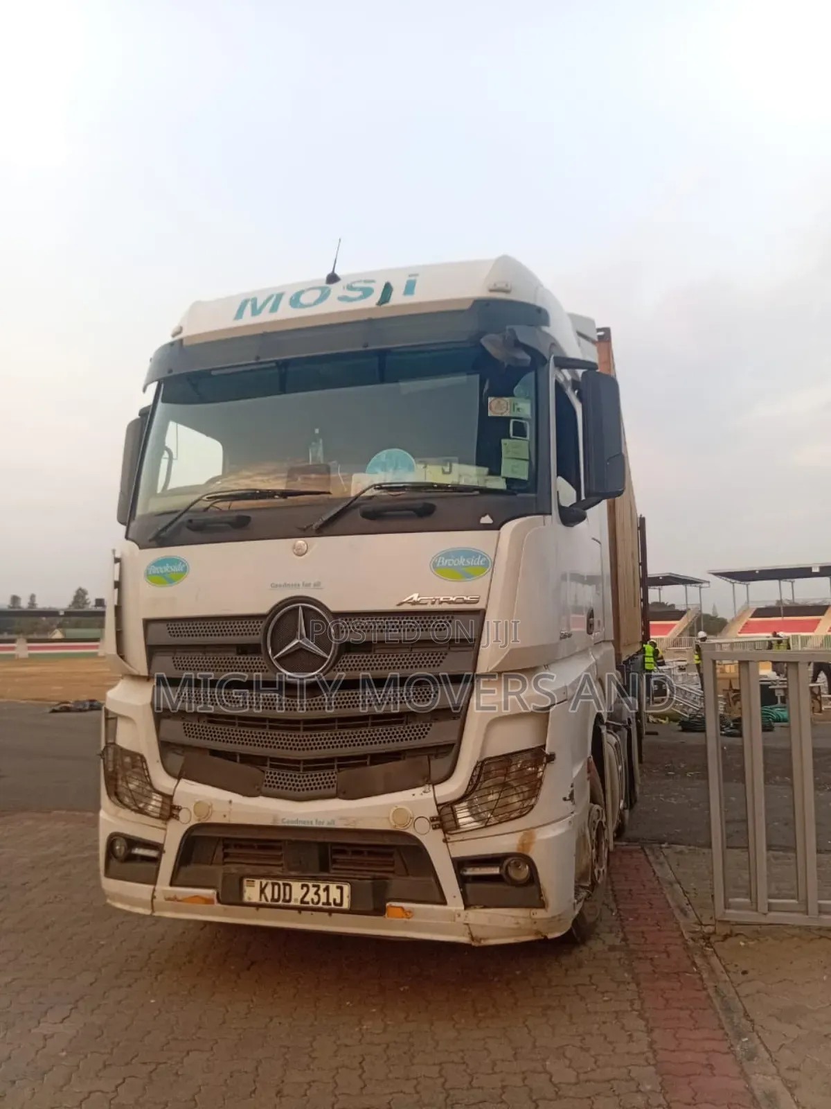 Transit Trailers for Goods Transportation