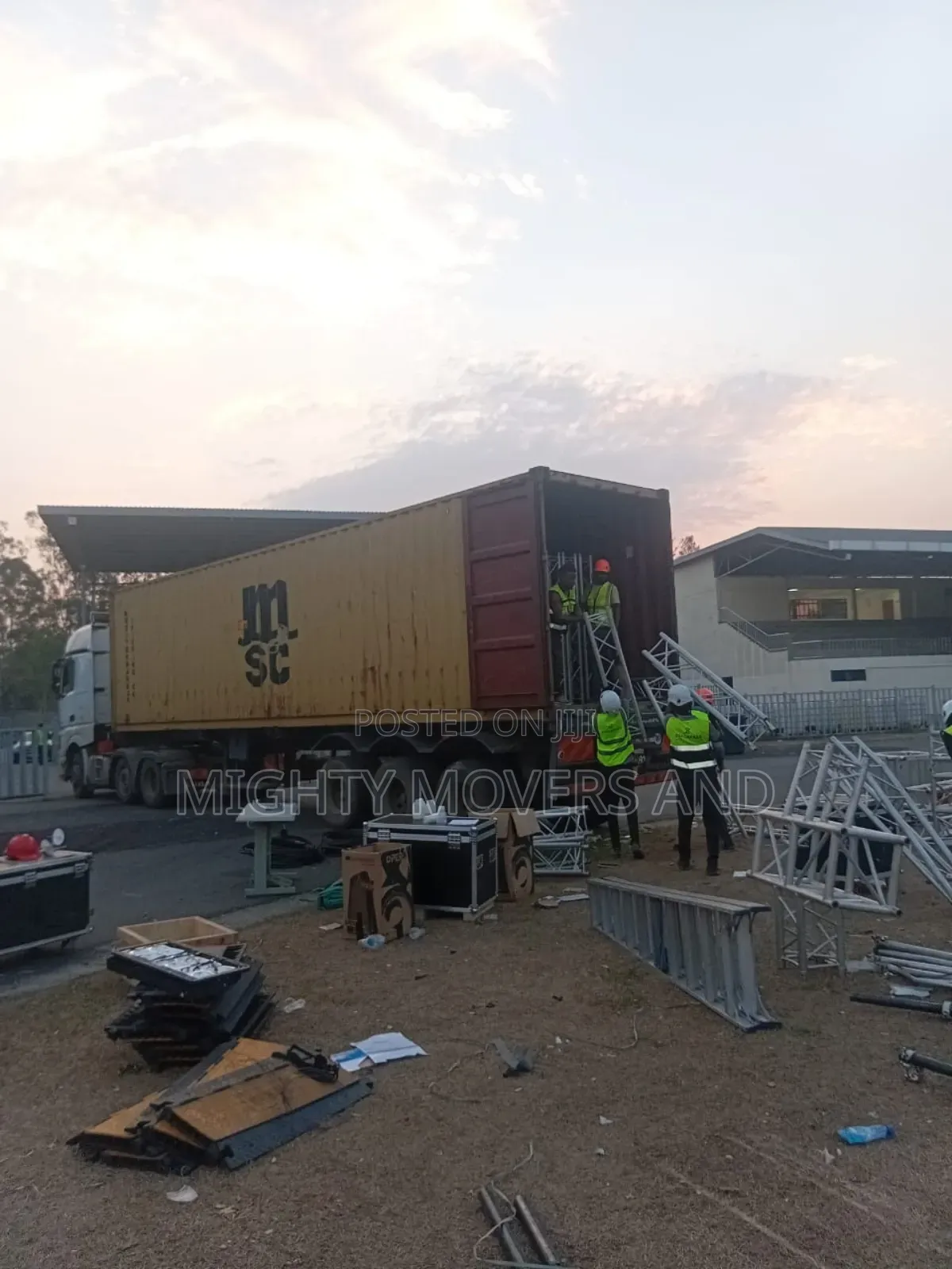 Transit Trailers for Goods Transportation