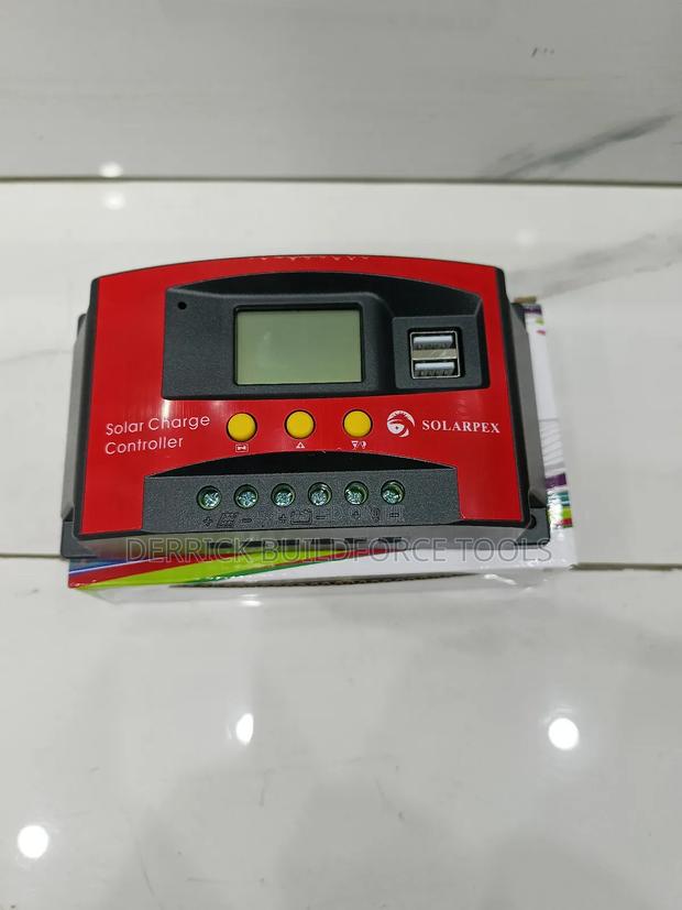 Solarpex Charge Controller 10a - main view