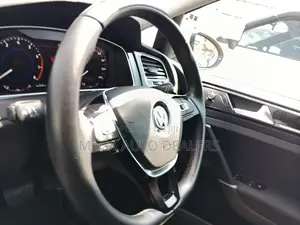 Volkswagen Golf 2018 Gray
