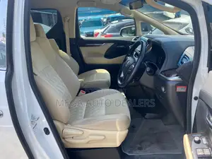 Toyota Alphard 2018 White