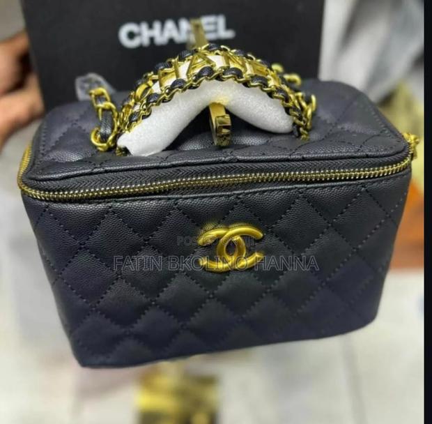 Chanelbox Shoulder Bag - thumbnail 2