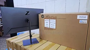 Hp Z32k G3 32-Inch Uhd Monitor (3840 X 2160)