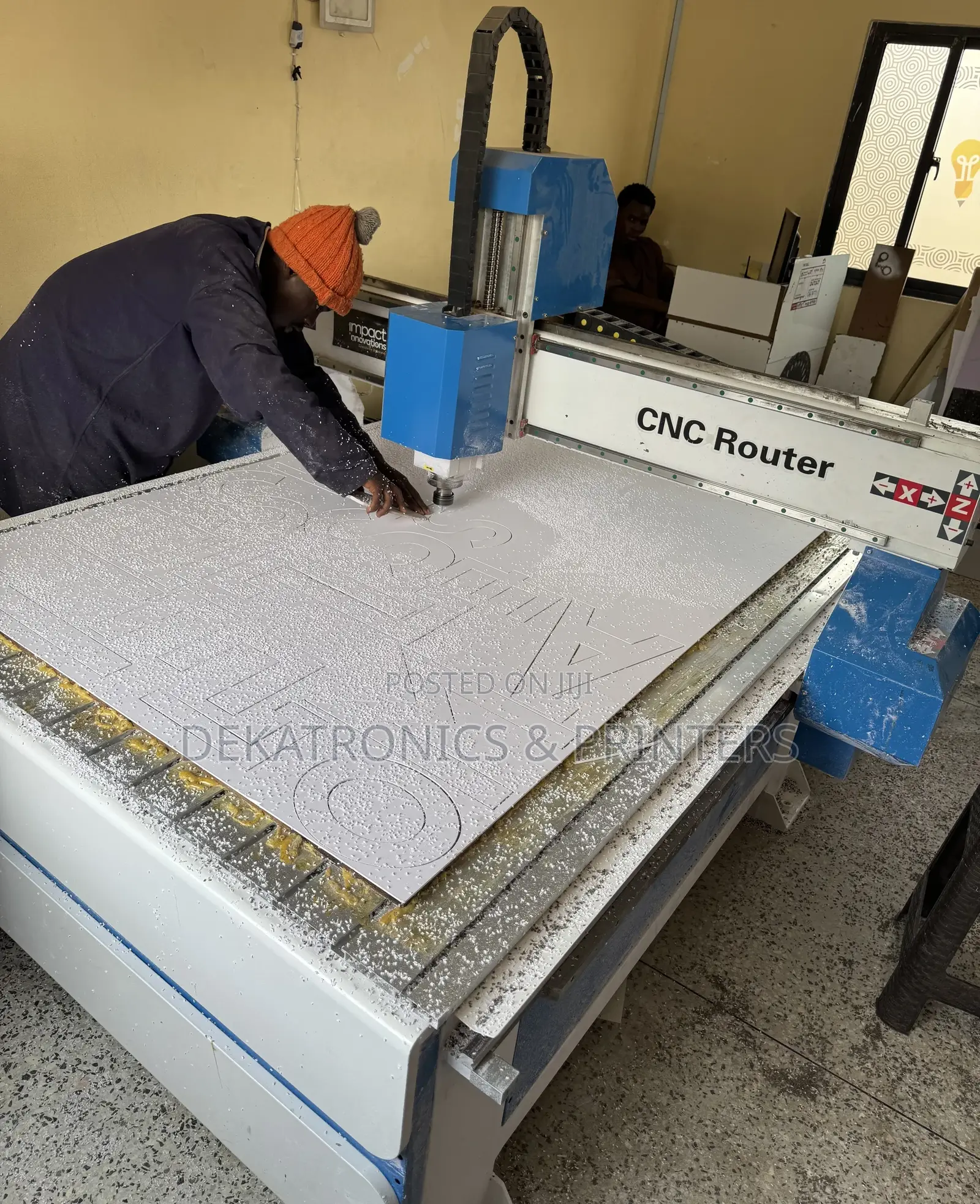1300mm By 2500mm Cnc Rounter Engraving Machine