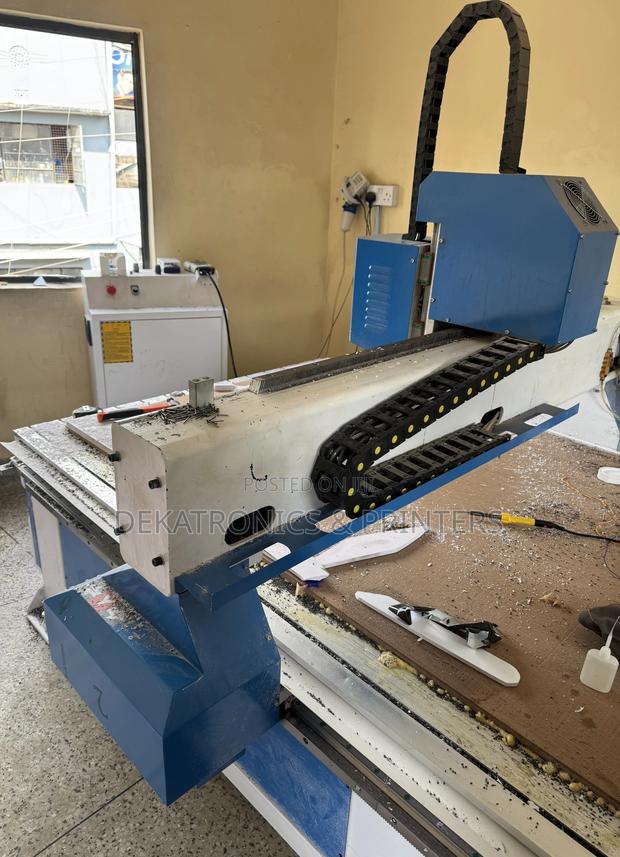 130cmx250cm CNC Router Machine for Wood,Plastic,Acrylic,Mdf - thumbnail 3