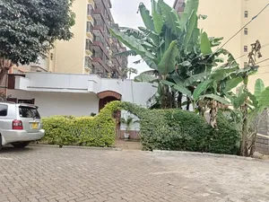 3bdrm Bungalow in Kileleshwa for rent