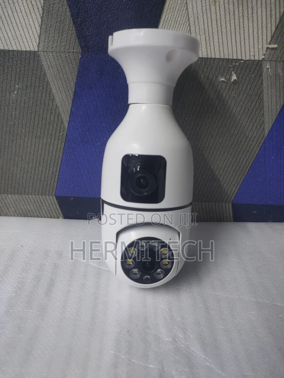 Smart Net Dual Lense Wireless Bulb Camera