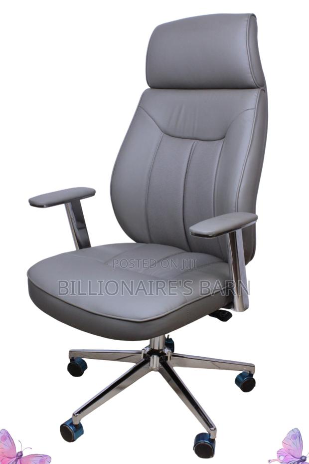 Office Chair: Adjustable Comprehensive Leather Office Chair