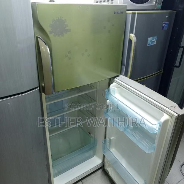 Clean Sumsung Double Door Fridge - thumbnail 2