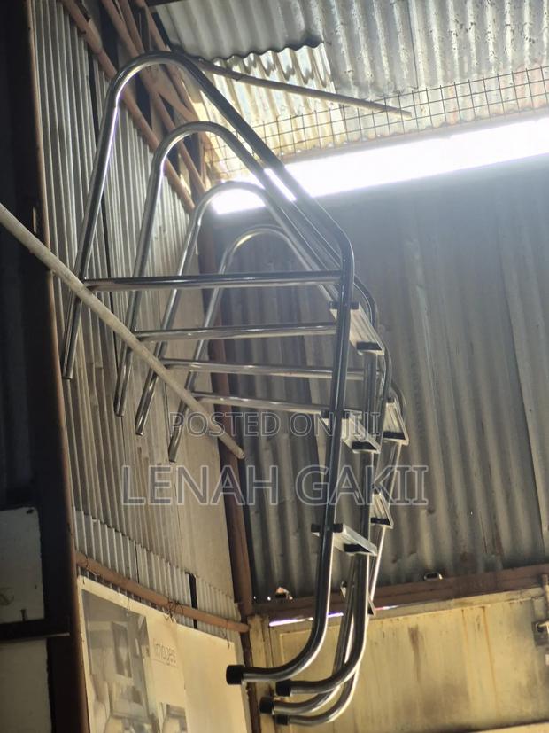 Swimming Pool Landers - main view