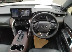 Toyota Harrier 2.0 2021 Pearl
