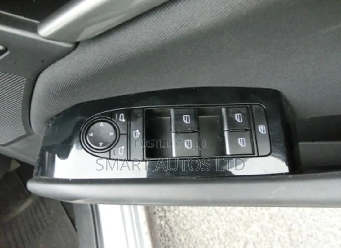 Mazda 3 2019 Silver