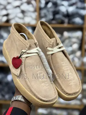 New !!  Suede Clarks Wallabees 40-45