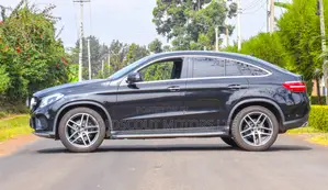 Mercedes-Benz GLE-Class 2018 Black
