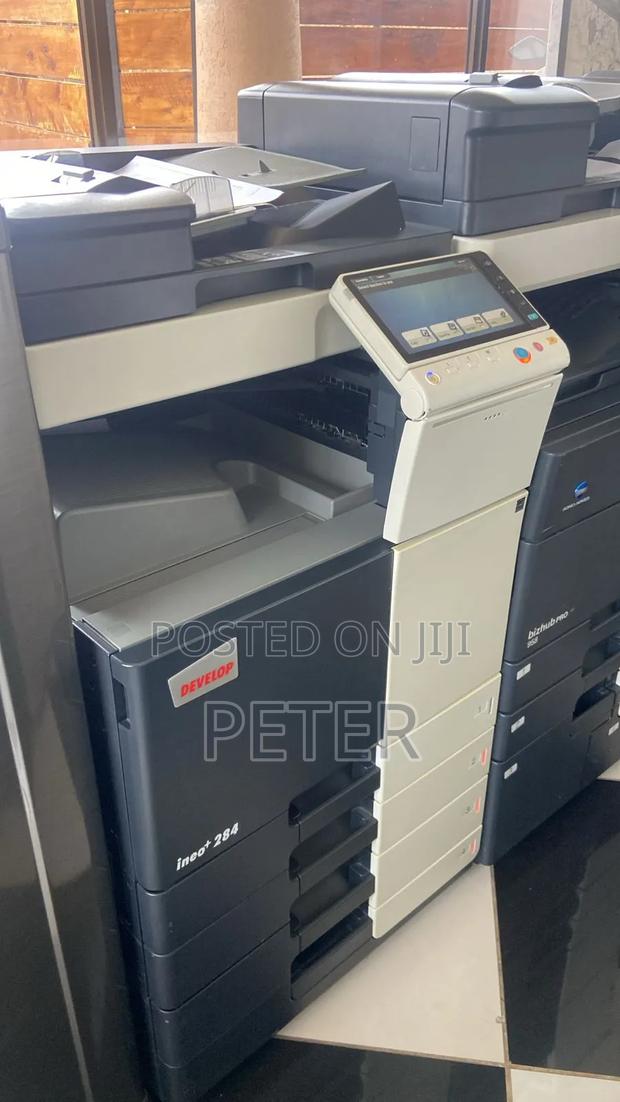 Konica Minolta C284 - main view