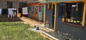 10bdrm Duplex in Kimumu for sale