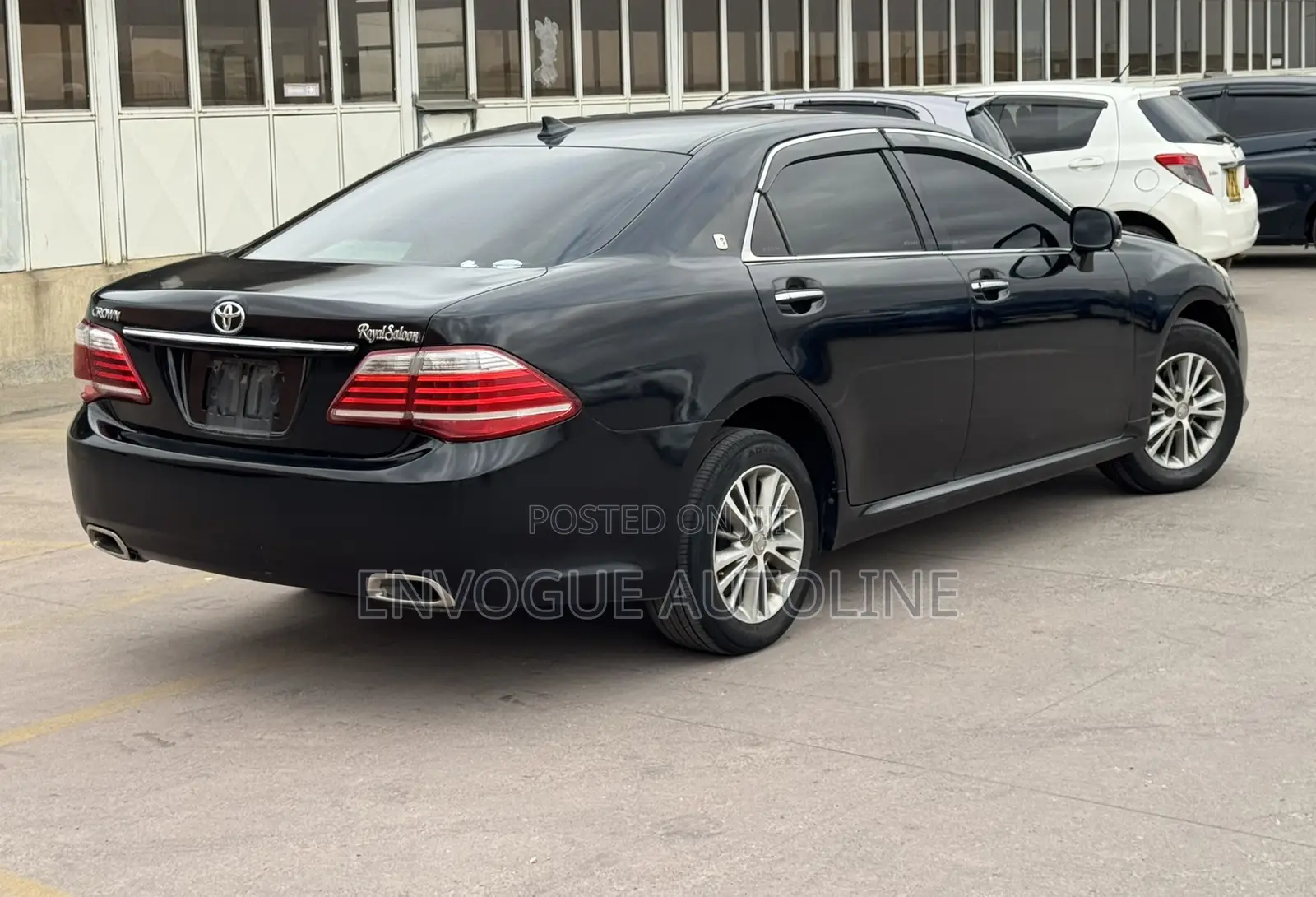 Toyota Crown 2011 Black