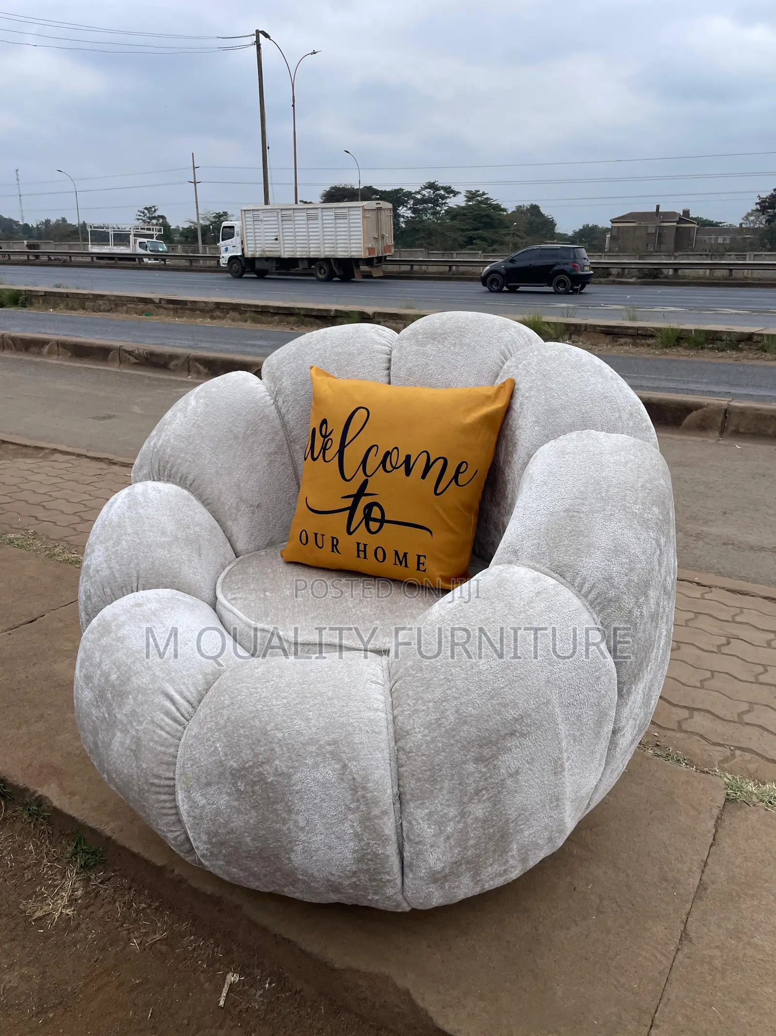 White Comfy Bubble Armchair